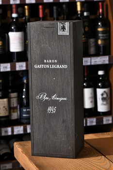 Baron G. Legrand 1995 Wooden Box - арманьяк Барон Г. Легран 1995 год 0.7 л в д/у