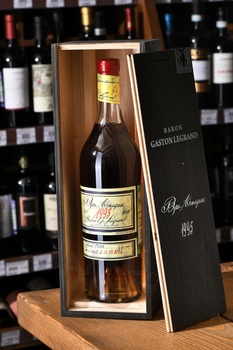 Baron G. Legrand 1995 Wooden Box - арманьяк Барон Г. Легран 1995 год 0.7 л в д/у