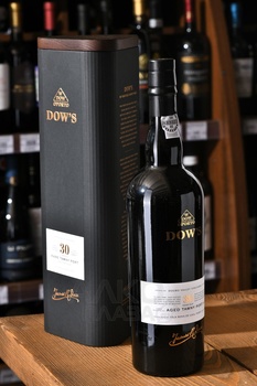 Porto Dow`s Tawny 30 Years Old Gift Box - портвейн Доуз Тони 30 лет 0.75 л в п/у