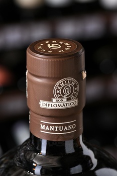 Botucal Mantuano - ром Ботукал Мантуано 0.7 л