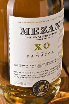 Mezan Jamaica XO - ром Мезан Ямайка ХО 0.7 л в п/у