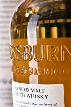 Mossburn Island 3 years - виски Моссберн Айлэнд 3 года 0.7 л