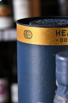 Castle Chamuis 12 Year Old - виски солодовый Касл Камус 12 лет 0.7 л в тубе