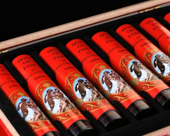 God of Fire Don Carlos Robusto Tubos - сигары Год оф Фаер Дон Карлос Робусто тубос