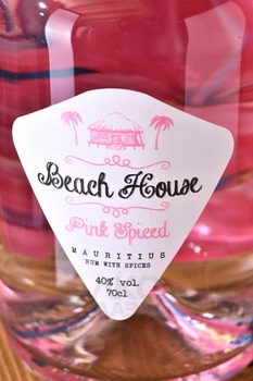 Beach House Pink Mauritian Spiced - Бич Хауз Пинк Спайсед Мауришиус Ром 0.7 л
