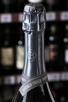 Bortolin Angelo Valdobbiadene Superiore di Cartizze - вино игристое Бортолин Анджело Вальдоббьядене Супериоре ди Картицце 0.75 л белое сухое