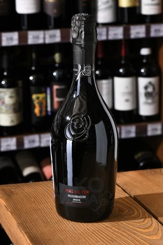 Mas de Fer Rive di Soligo Valdobbiadene Prosecco Superiore Extra Dry - вино игристое Мас де Фер Риве ди Солиго Вальдоббьядене Просекко Суперьоре Экстра Драй 0.75 л белое сухое