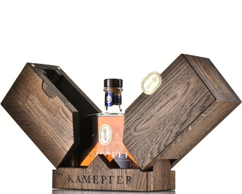 Коньяк ОС Камергер 45 лет 0.7 л в д/у