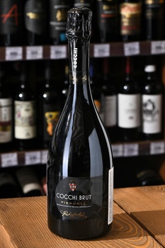 Cocchi Brut Piemonte DOC - вино игристое Кокки Брют Пьемонт 0.75 л белое брют