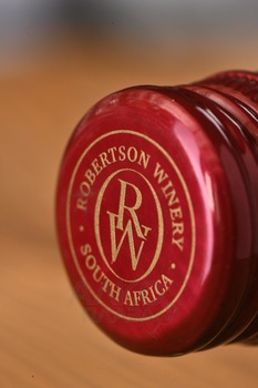 Robertson Winery Shiraz - вино Робертсон Вайнери Шираз 0.75 л красное сухое