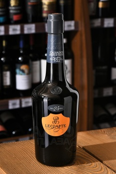 Lecompte Pays d’Auge 25 ans - кальвадос Лекомпт Пеи д’Ож 25 лет 0.7 л