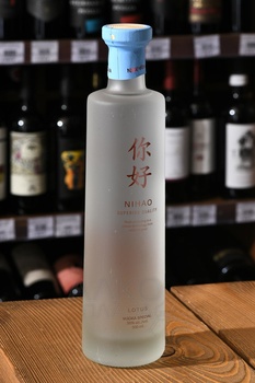 Nihao Lotus - водка Нихао Лотус 0.5 л