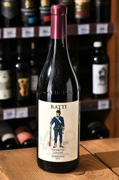 Ratti Ochetti Langhe Nebbiolo - вино Ратти Очетти Ланге Неббиоло 0.75 л красное сухое