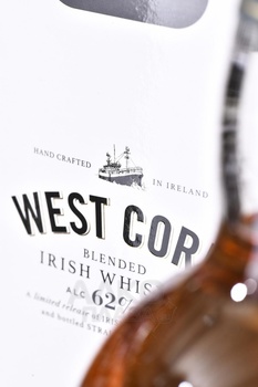West Cork Cask Strength - виски Вест Корк Каск Стренгс 0.7 л в п/у