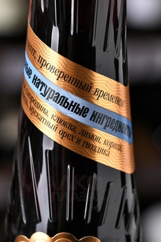 Настойка Государев Сад Чёрная Смородина 0.5 л