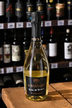 De Bernard Blanc de Blancs Millesimato - вино игристое Бернар Блан де Блан Миллезимато 0.75 л белое брют