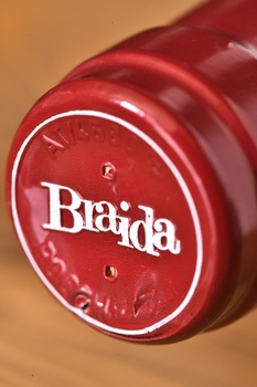 Montebruna Braida - вино Монтебруна Браида 0.75 л красное сухое