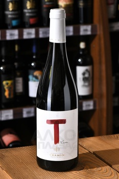 T Rosso IGT Trentino-Alto Adige - вино Т Россо ИТГ Трентино-Альто 0.75 л красное сухое