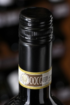 Olek Bondonio Barbera d’Asti - вино Олек Бондонио Барбера д’Асти 2022 год 1 л сухое красное