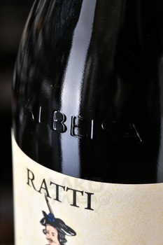 Ratti Battaglione Barbera d’Alba - вино Ратти Баттальоне Барбера д’Альба 0.75 л красное сухое