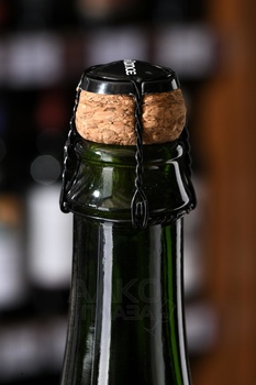 Cidre de Bretagne Brut Traditionnel - сидр игристый Сидр де Бретань Брют Традисионнэль 0.75 л нефильтрованный полусухой