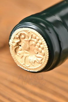 Вино Веди Алко Харджи 0.75 л белое сухое