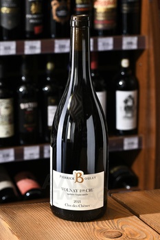 Pierrick Bouley Volnay 1er Cru Clos des Chenes AOC - вино Пьеррик Були Кло де Шен Премьер Крю Вольне АОС 0.75 л красное сухое