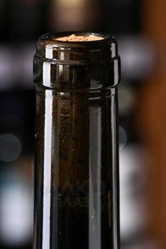 Pierrick Bouley Volnay 1er Cru Clos des Chenes AOC - вино Пьеррик Були Кло де Шен Премьер Крю Вольне АОС 0.75 л красное сухое