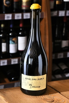 Domaine Bourdy Fine Du Jura AOC - бренди Домен Бурди Фин дю Жюра АОС 0.7 л