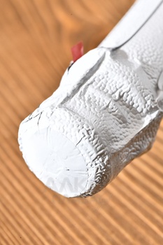 Mountain River Sauvignon Blanc - вино игристое Маунтэн Ривер Совиньон Блан 0.75 л белое экстра брют