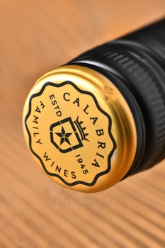 Calabria Three Bridges Durif - вино Калабриа Фри Бриджес Дюриф 0.75 л красное сухое