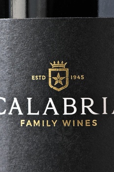 Calabria Three Bridges Shiraz - вино Калабриа Фри Бриджес Шираз 0.75 л красное сухое