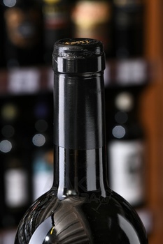 Luce della Vite - вино Люче Делла Вите 0.75 л красное сухое в д/у