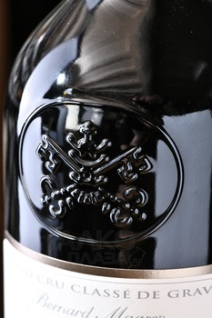 Chateau Pape Clement Grand Cru Classe Pessac-Leognan - вино Шато Пап Клеман Гран Крю Классе Пессак-Леоньян 0.75 л красное сухое