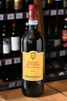 D’Angelo Aglianico del Vulture - вино Данжело Альянико дель Вультуре 0.75 л красное сухое