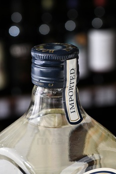 Bombay London Dry Gin - джин Бомбей Лондон Драй 0.7 л