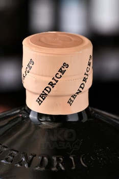 Hendrick’s Flora Adora - джин Хендрикс флора Адора 0.7 л