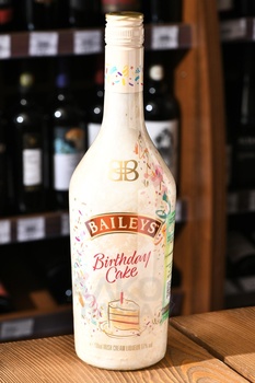 Baileys Birthday Cake - ликер Бэйлис Торт на День Рождения 0.7 л
