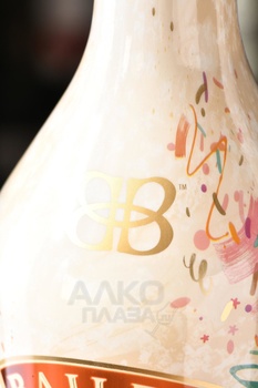 Baileys Birthday Cake - ликер Бэйлис Торт на День Рождения 0.7 л