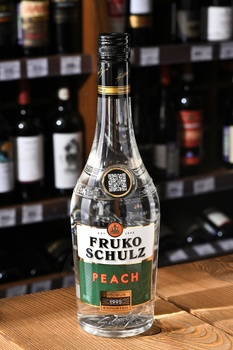 Fruko Schulz Peach - ликер Фруко Шульц Персик 0.7 л