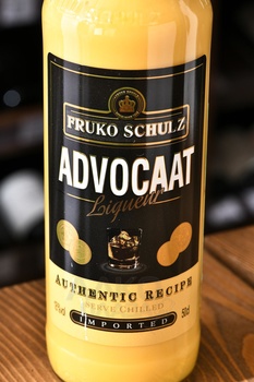 Fruko Schulz Advocaat - ликер Фруко Шульц Адвокат 0.5 л