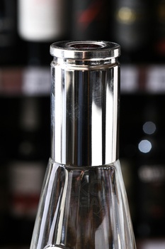 Водка Калашников Уник 0.7 л