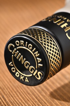 Chinggis Grandkhaan White - водка Чингис Грандхан Уайт 0.5 л