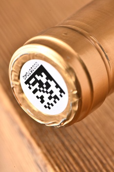 Вино Фрунзик 0.75 л розовое сухое