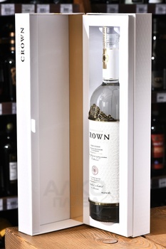 Водка Золотая Корона России 0.7 л в п/у