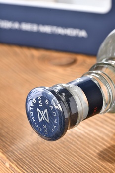 Водка Балчуг 21 век 0.7 л в п/у + 2 стопки