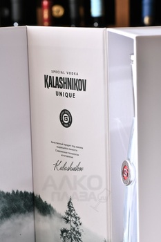 Водка Калашников Уник 0.7 л в п/у