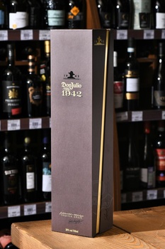 Tequila Don Julio 1942 - текила Дон Хулио 1942 0.7 л
