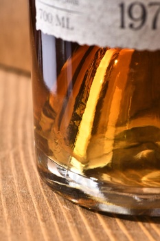 Monluc Armagnac 1975 - арманьяк Монлюк 1975 года 0.7 л