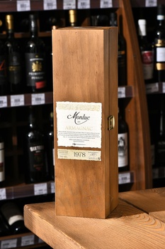Monluc Armagnac 1978 - арманьяк Монлюк 1978 года 0.7 л